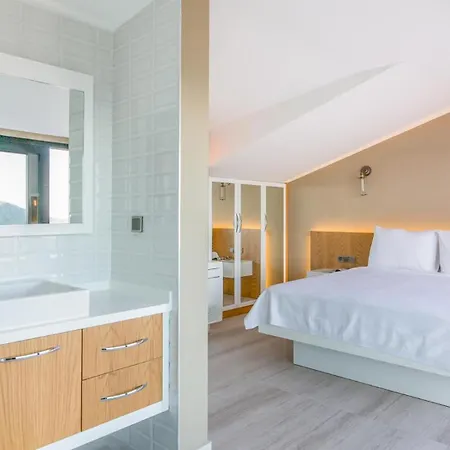 וילה Luxury 5 Bedroom 1948 קלקן