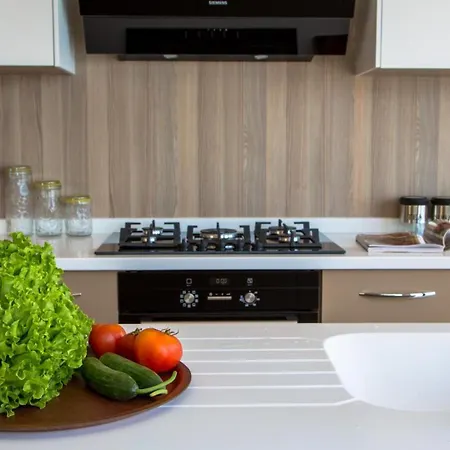 Luxury 5 Bedroom 1948 * קלקן